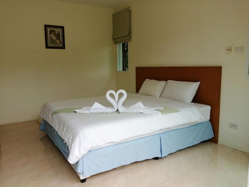 Vimannam Resort Phetchaburi Exterior photo
